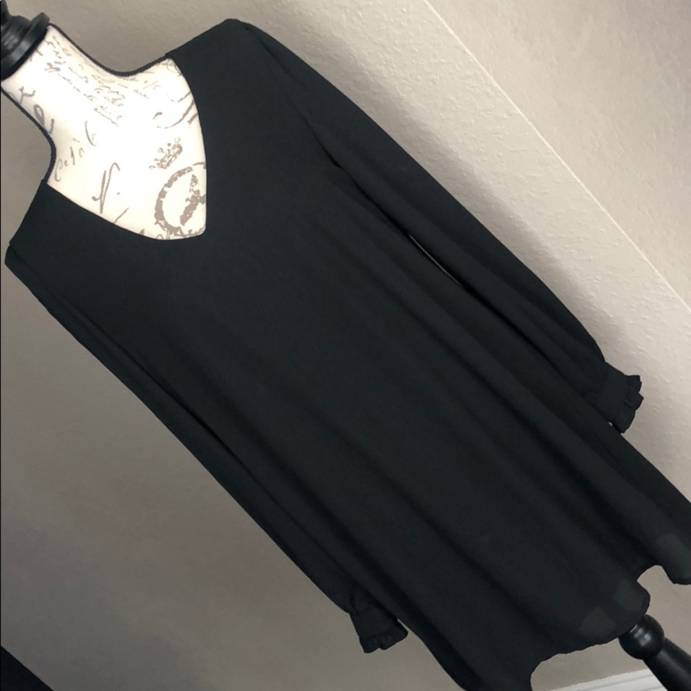 dee elle Black Long Sleeve Midi Dress